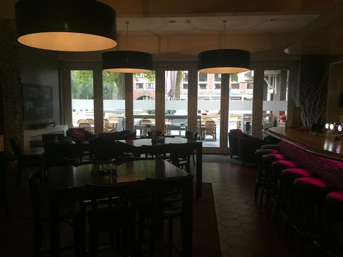 Hôtel Plein 13 à Drunen Extérieur photo